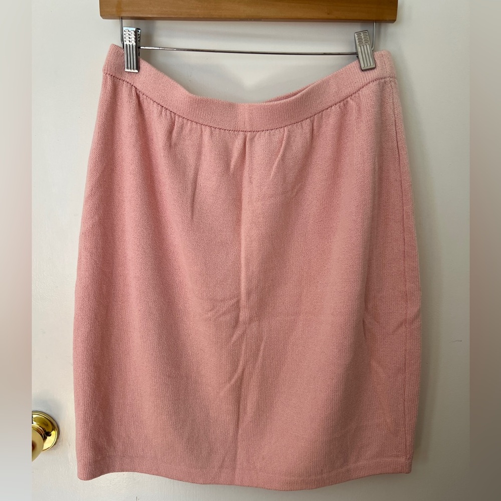 ST JOHN KNIT Collection By Marie Gray  SKIRT baby pink size 14